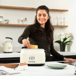 Westinghouse Retro Waterkoker + Broodrooster 2 Sleuven + Staafmixer - Wit 18 Westinghouse Retro Waterkoker + Broodrooster 2 Sleuven + Staafmixer - Wit -Keukenbenodigdheden Winkel 1200x1200 181