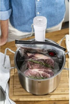 Zwilling Sous Vide Stick Enfinigy - Nauwkeurige Temperatuurinstelling - IPX7 Waterproof - Zwart -Keukenbenodigdheden Winkel 4009839546716 11