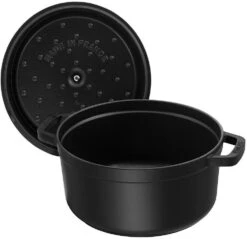 Staub Braadpan / Cocotte - Zwart - ø 26 Cm / 5.2 Liter 8 Staub Braadpan / Cocotte - Zwart - ø 26 Cm / 5.2 Liter -Keukenbenodigdheden Winkel 40500 241 0 6 4