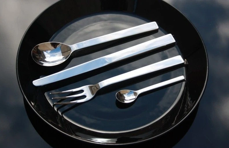 Alessi Tafelvork Santiago - DC05/2 - Door David Chipperfield 2 Alessi Tafelvork Santiago - DC05/2 - Door David Chipperfield - Afbeelding 2