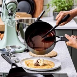 KitchenAid Steelpan Classic Forged - ø 20 Cm / 3.1 Liter - Keramische Anti-aanbaklaag -Keukenbenodigdheden Winkel 81QE255Mf6L. AC SL1500 1