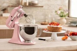 KitchenAid Keukenmachine Artisan - Kantelbare Kop - Dried Rose - 4.8 Liter - 5KSM175PSEDR 7 KitchenAid Keukenmachine Artisan - Kantelbare Kop - Dried Rose - 4.8 Liter - 5KSM175PSEDR -Keukenbenodigdheden Winkel 8597115801005B15D 3 1