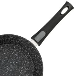 Resto Kitchenware Koekenpan Leo - ø 24 Cm - Standaard Anti-aanbaklaag -Keukenbenodigdheden Winkel 93040.4260403577806.ver50