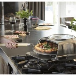 Fernus & Friends Pizza Oven - Voor Fornuis - Pure Polished Aluminium - Voor ø 26 Cm Pizza's -Keukenbenodigdheden Winkel Fernus Pizza Zilver