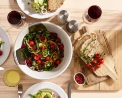 Joseph Joseph Saladeschaal - Met Slabestek - Uno - ø 30 Cm -Keukenbenodigdheden Winkel JJ Uno SaladBowlAndServers Stone 20155 IS2 2000x