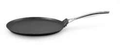 Le Creuset Pannenkoekenpan Les Forgées TNS - ø 28 Cm - Standaard Anti-aanbaklaag -Keukenbenodigdheden Winkel LC 20190624 ZS PS FS 51106280010002 001 1