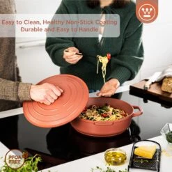 Westinghouse Hapjespan Performance - Rebel Red - ø 32 Cm / 5.8 Liter - Standaard Anti-aanbaklaag 13 Westinghouse Hapjespan Performance - Rebel Red - ø 32 Cm / 5.8 Liter - Standaard Anti-aanbaklaag -Keukenbenodigdheden Winkel WCCC0095L28OR 4 1