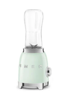 SMEG Smoothie Blender - Compact - Watergroen - 600 Ml - PBF01PGEU 13 SMEG Smoothie Blender - Compact - Watergroen - 600 Ml - PBF01PGEU -Keukenbenodigdheden Winkel WEB PBF01PGEU 5.jpg