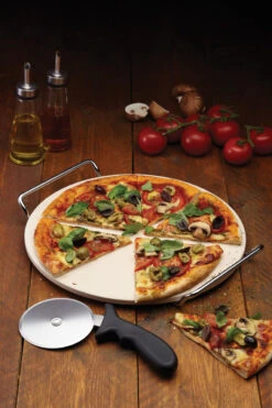 KitchenCraft Pizzasteen En Pizzames - 32 Cm 7 KitchenCraft Pizzasteen En Pizzames - 32 Cm -Keukenbenodigdheden Winkel bhlofbyjsbxrepjvbmsk 77000