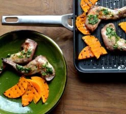 Valira Grillpan Aire Met Handgrepen - 28 X 28 Cm - Standaard Anti-aanbaklaag -Keukenbenodigdheden Winkel grillpansfeerfoto3 3